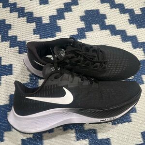 Nike Air Zoom Pegasus 37 Running Shoes Men’s Size 9